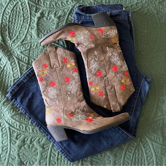 Roper Shoes - Floral Western Boots